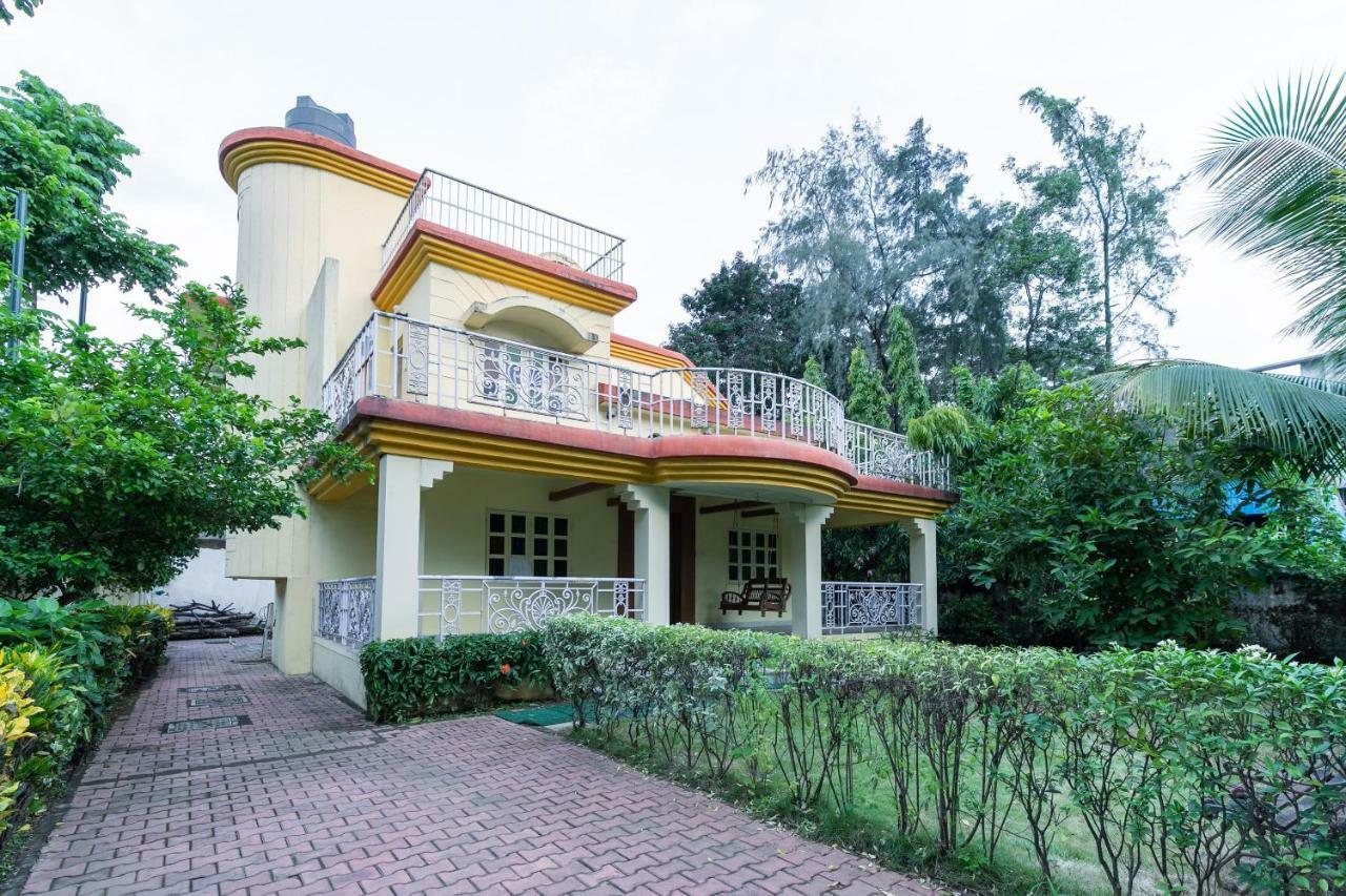 Capital O 47539Capital O Umbergaon Club Hotel Umargām Esterno foto